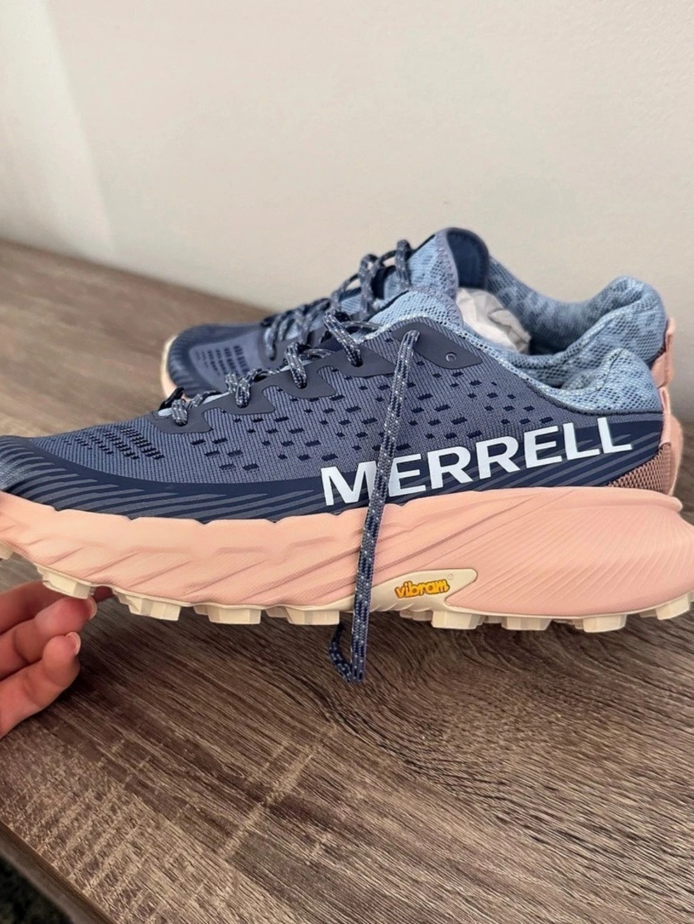 NEW Merrell Agility Peak 5 Athletic Shoes, 9